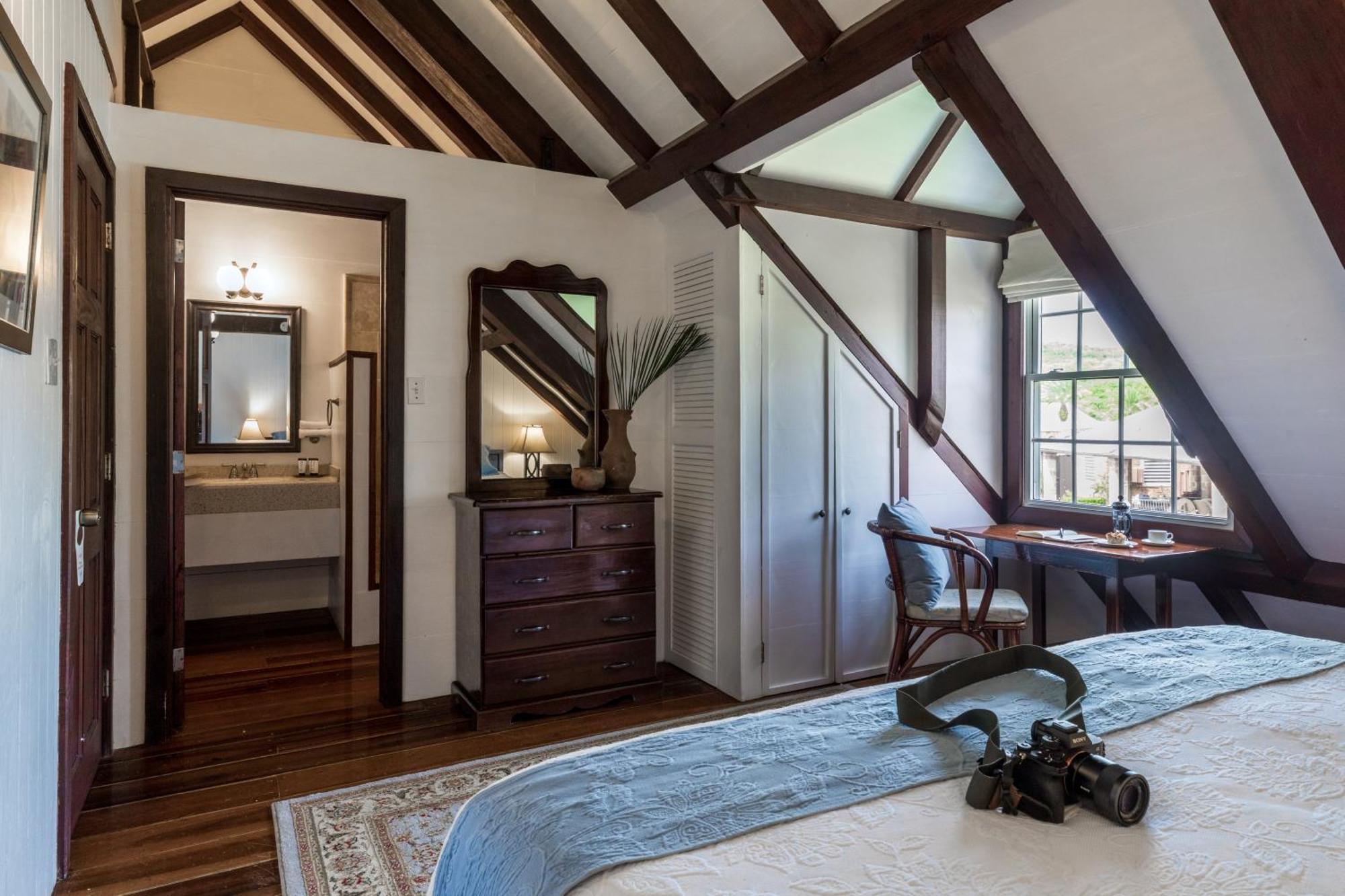 Admiral'S Inn And Gunpowder Suites English Harbour Экстерьер фото