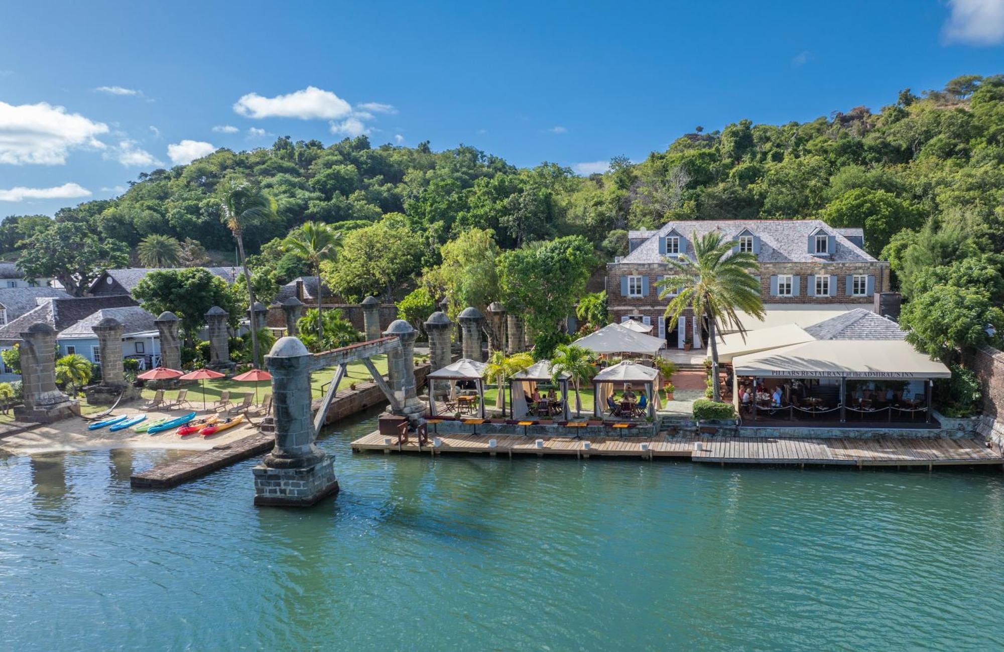 Admiral'S Inn And Gunpowder Suites English Harbour Экстерьер фото