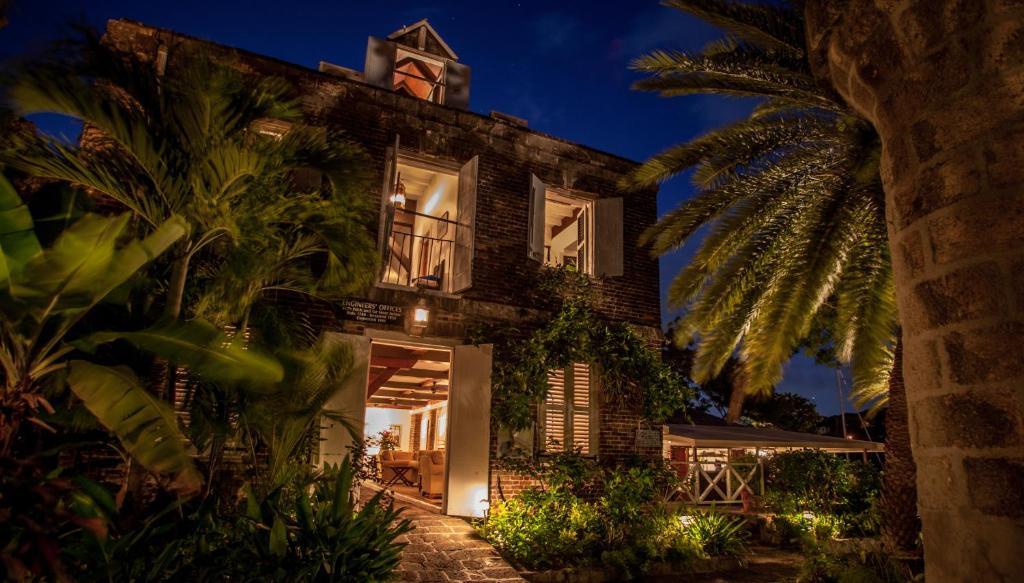 Admiral'S Inn And Gunpowder Suites English Harbour Экстерьер фото